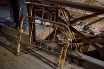 Nämä sängynpäädyt voisivat olla kulkutautisairaalan ajoilta