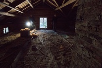 Yläkerran länsipäässä näyttää tältä