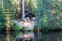 Kesäillan tunnelmaa Pleunan vastarannalta kuvattuna