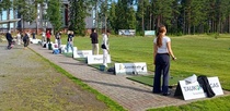 Nuoret golf rangella